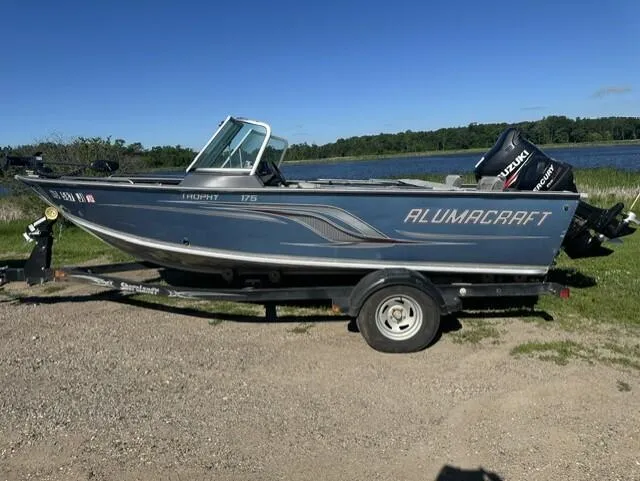 The Image of Alumacraft TROPHY 175RXL 2012 - 0