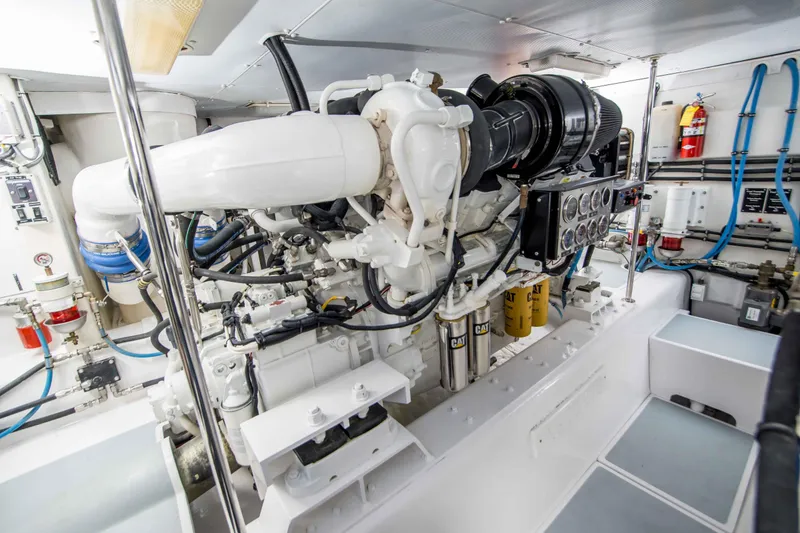 Slide: The Image of Titan 75 Custom Sportfisher 2008 - 44