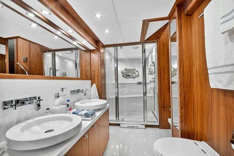 Slide: The Image of Sunseeker Sunseeker 131 Yacht 2010 - 12