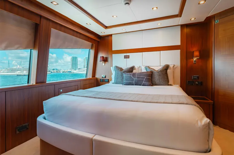 Slide: The Image of Sunseeker Sunseeker 131 Yacht 2010 - 22