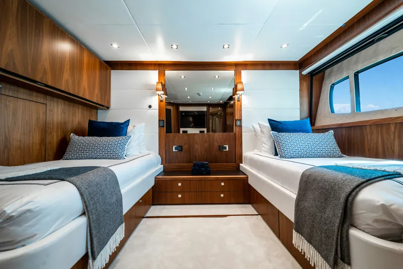Slide: The Image of Sunseeker Sunseeker 131 Yacht 2010 - 20