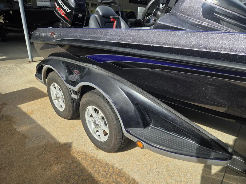 Slide: The Image of Ranger Z520C Comanche® 2016 - 6