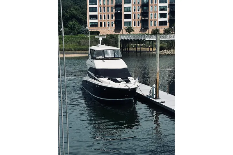 The Image of Meridian 441 Sedan 2013 - 0