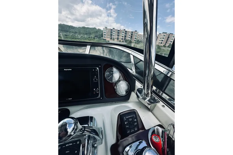 Slide: The Image of Meridian 441 Sedan 2013 - 49