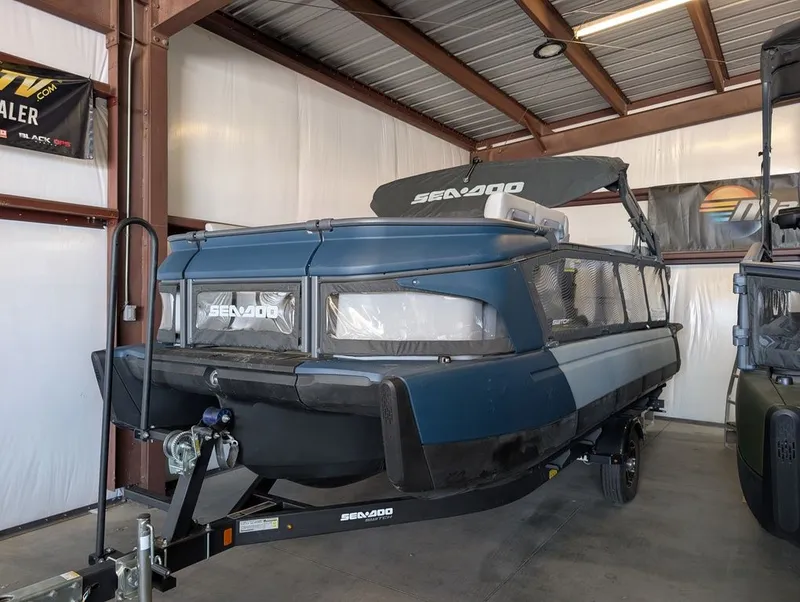 The Image of Sea-Doo Switch Cruise Limited 21 - 230 hp Painted 2025 - 0