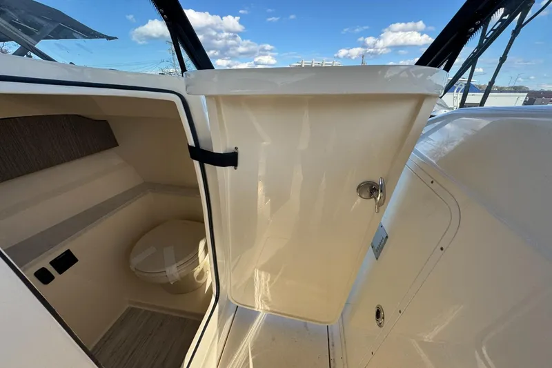 Slide: The Image of Scout 277 Dorado 2024 - 15