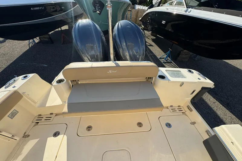 Slide: The Image of Scout 277 Dorado 2024 - 3