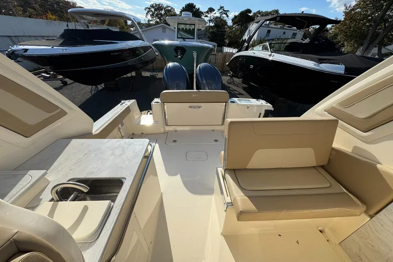 Slide: The Image of Scout 277 Dorado 2024 - 5