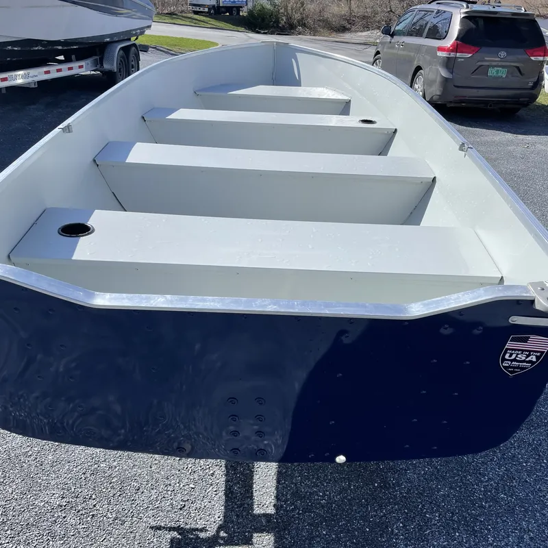 Slide: The Image of Duranautic 14' Utility V 2022 - 2