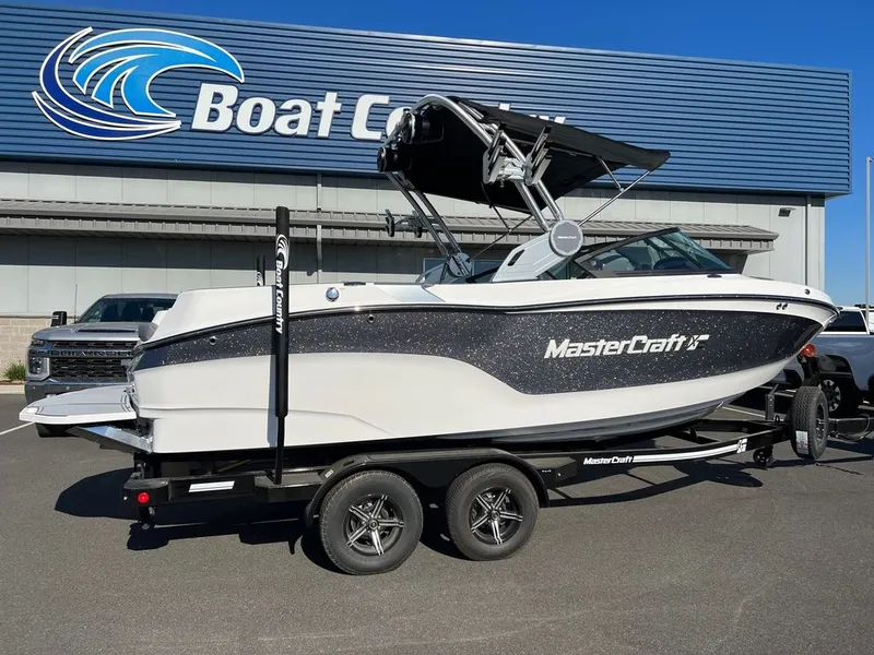 Slide: The Image of MasterCraft XT22 T 2024 - 4