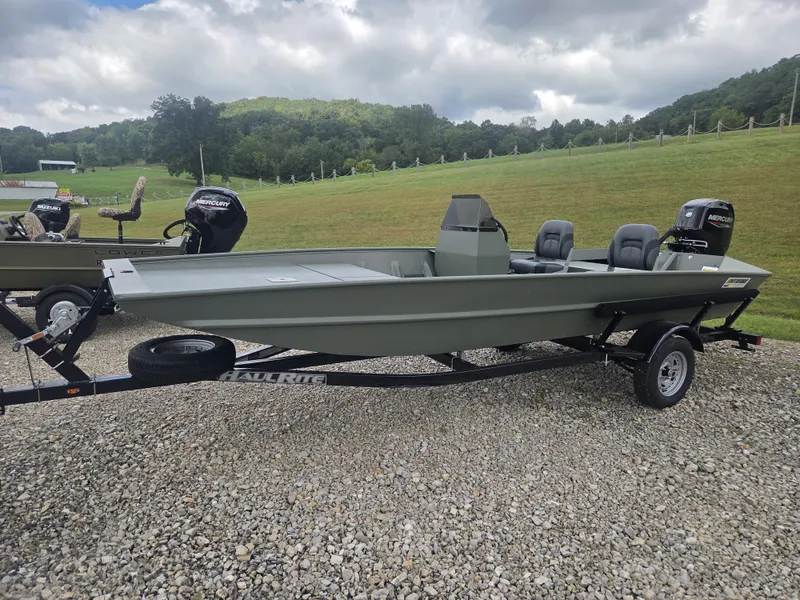 The Image of Southfork 1752 Sport Jet Boat 2027 - 0