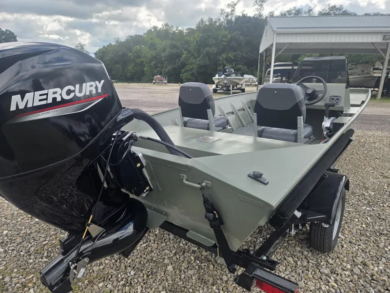Slide: The Image of Southfork 1752 Sport Jet Boat 2027 - 2