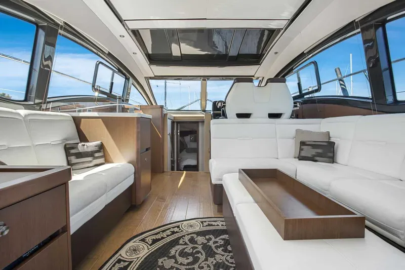 Slide: The Image of Sea Ray Sundancer 400 2017 - 26
