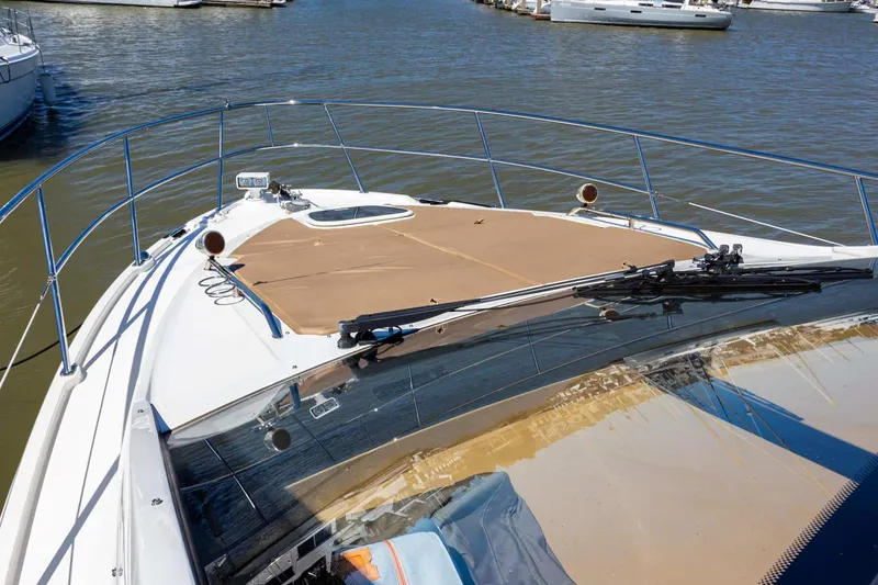 Slide: The Image of Sea Ray Sundancer 400 2017 - 24