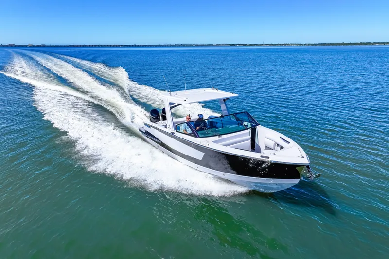 Slide: The Image of Aviara AV32 Outboard 2024 - 21