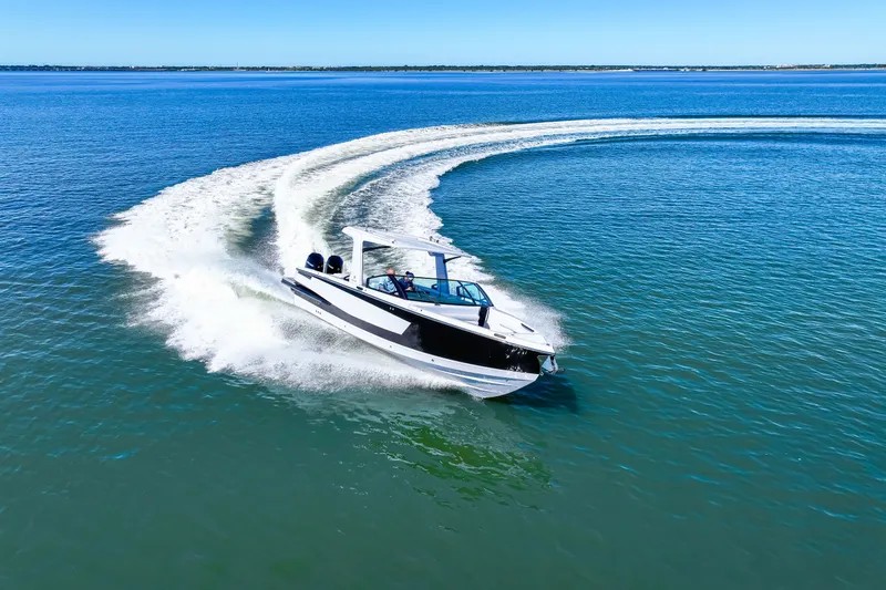 Slide: The Image of Aviara AV32 Outboard 2024 - 32