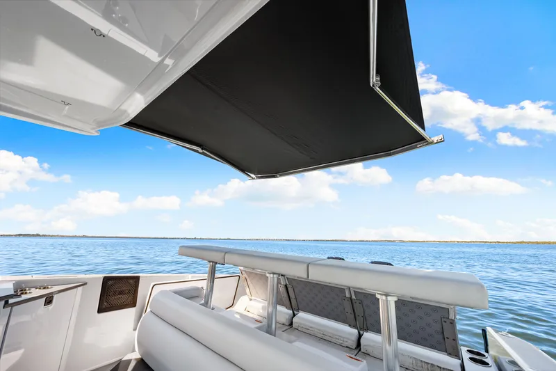 Slide: The Image of Aviara AV32 Outboard 2024 - 60