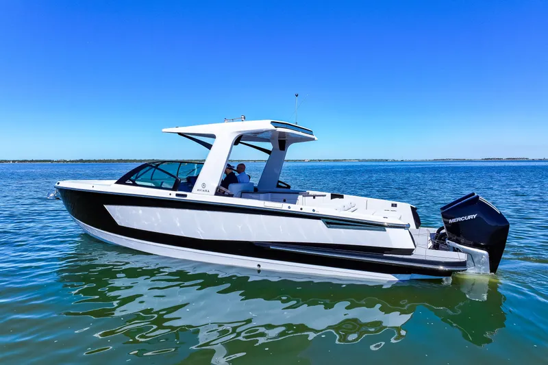 Slide: The Image of Aviara AV32 Outboard 2024 - 8