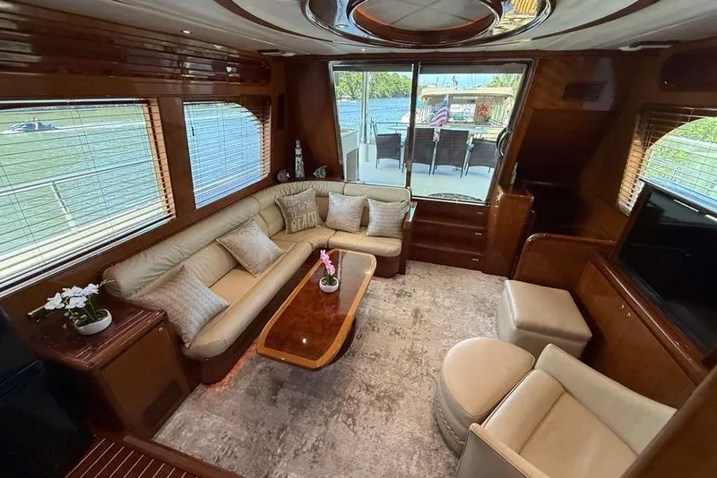 Slide: The Image of Hampton 600 Sundeck Motoryacht 2008 - 1