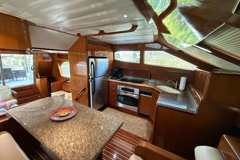 Slide: The Image of Hampton 600 Sundeck Motoryacht 2008 - 4