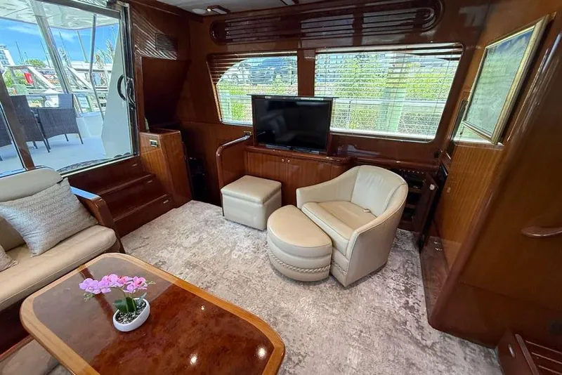 Slide: The Image of Hampton 600 Sundeck Motoryacht 2008 - 7