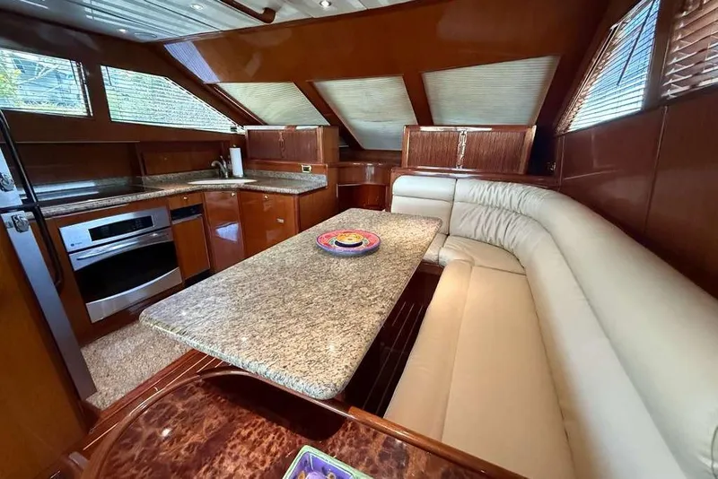 Slide: The Image of Hampton 600 Sundeck Motoryacht 2008 - 8