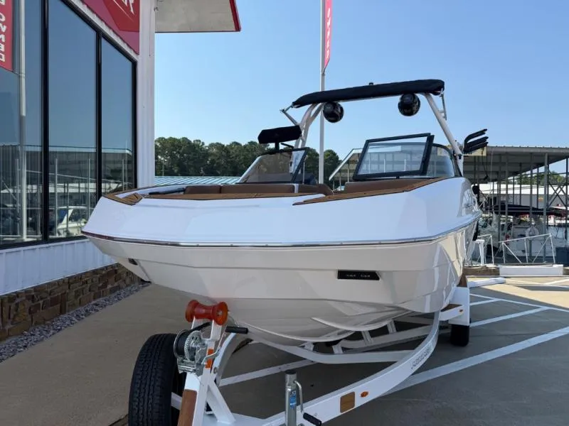 Slide: The Image of Moomba MAX 2026 - 3