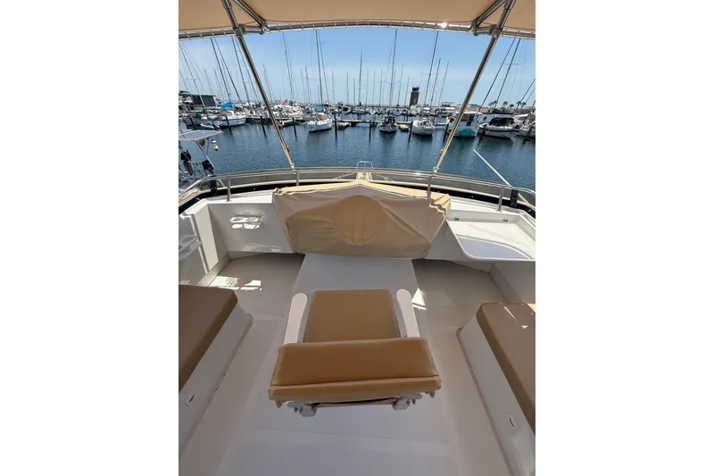 Slide: The Image of Mainship 430 Trawler 2002 - 16