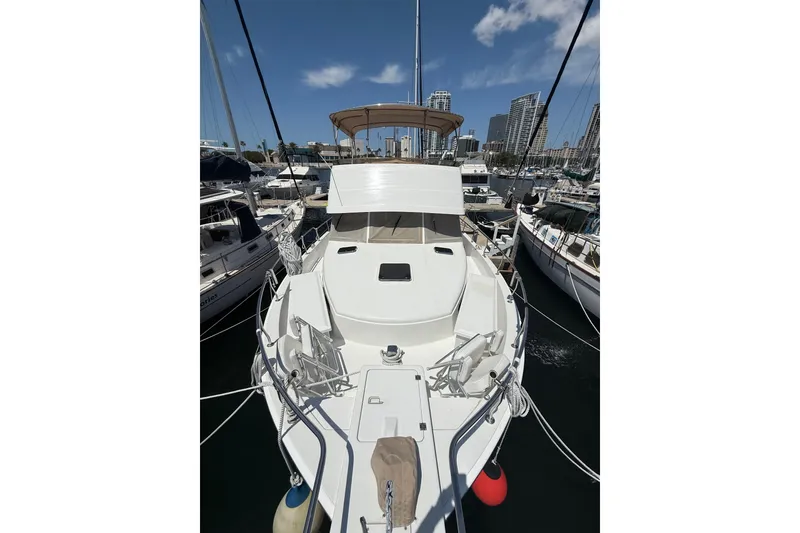 Slide: The Image of Mainship 430 Trawler 2002 - 4