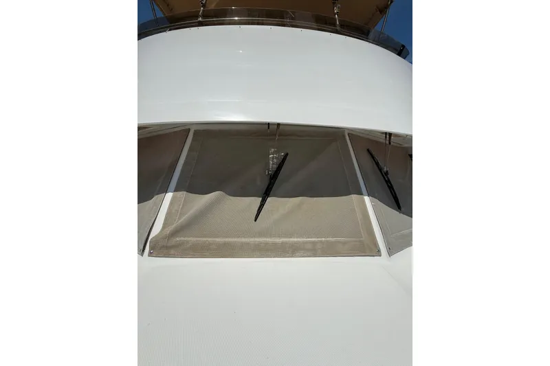 Slide: The Image of Mainship 430 Trawler 2002 - 3