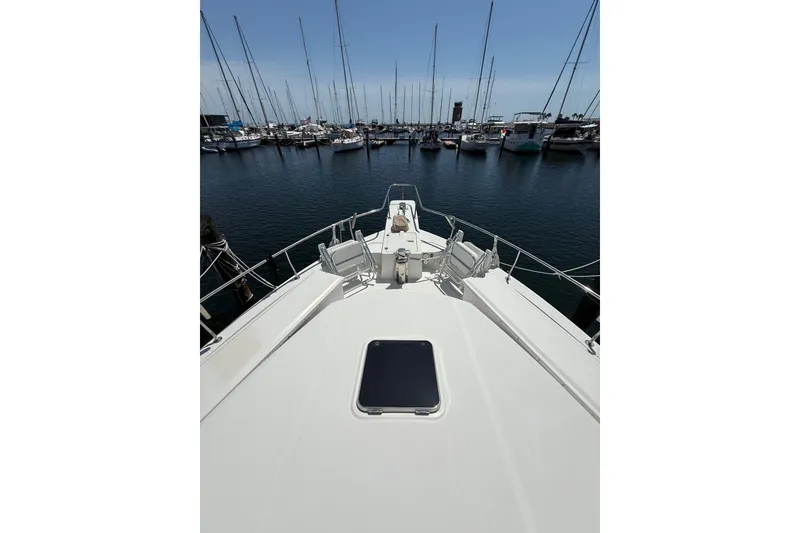 Slide: The Image of Mainship 430 Trawler 2002 - 7