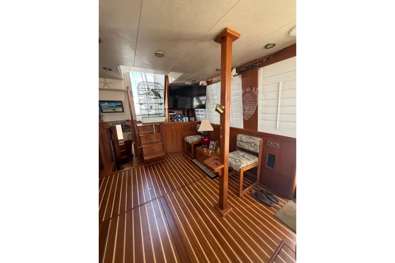 Slide: The Image of Mainship 430 Trawler 2002 - 27