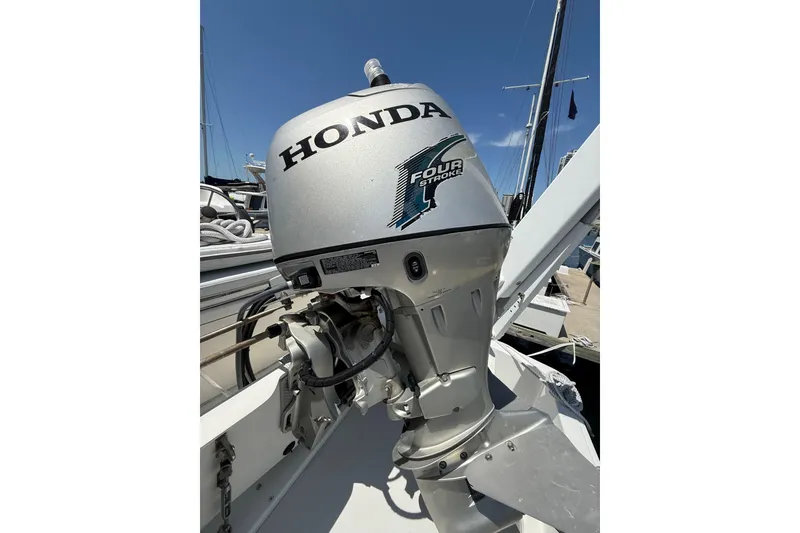Slide: The Image of Mainship 430 Trawler 2002 - 20