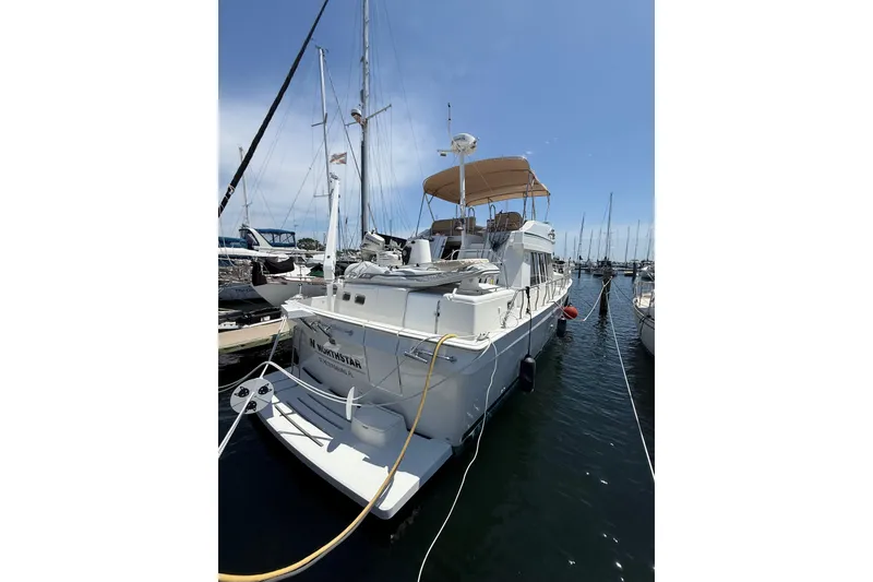 Slide: The Image of Mainship 430 Trawler 2002 - 9