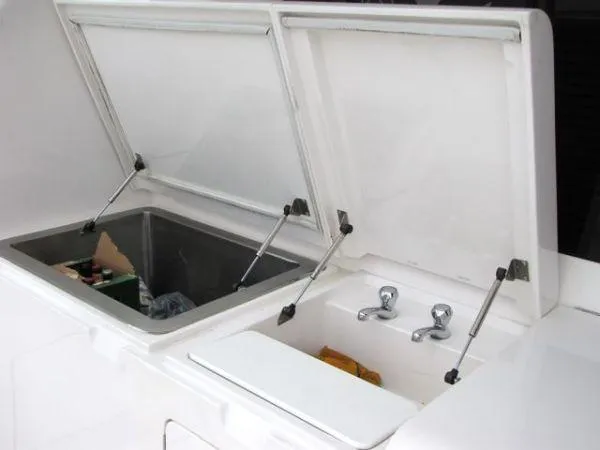 Slide: The Image of Bertram "Convertible" 2005 - 18