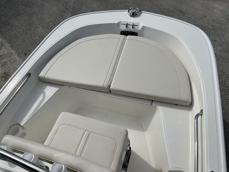 Slide: The Image of Boston whaler 15 MTK 2026 - 7
