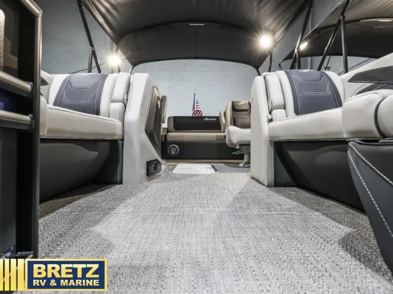 Slide: The Image of Barletta Boats C22UC 2026 - 13
