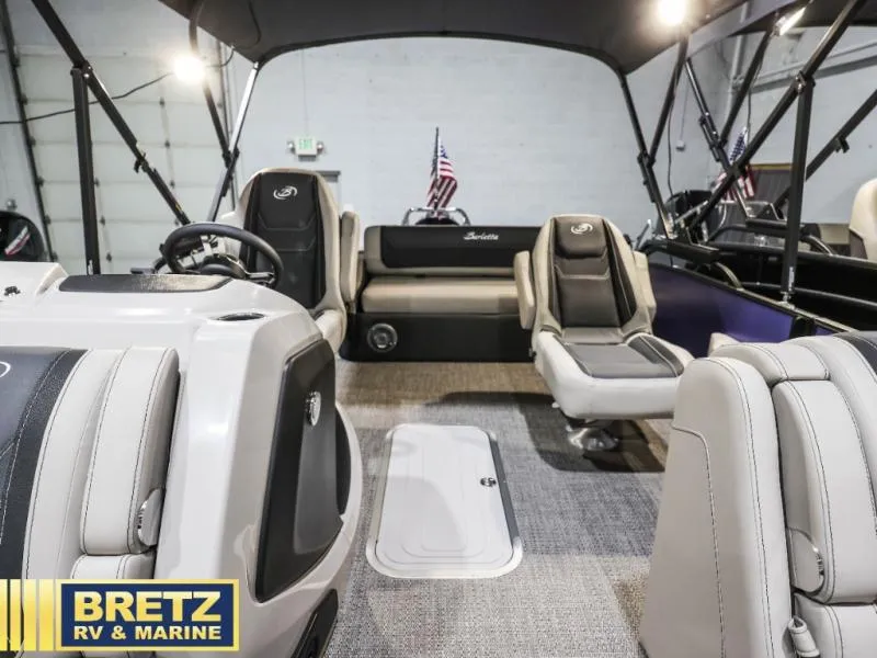 Slide: The Image of Barletta Boats C22UC 2026 - 15