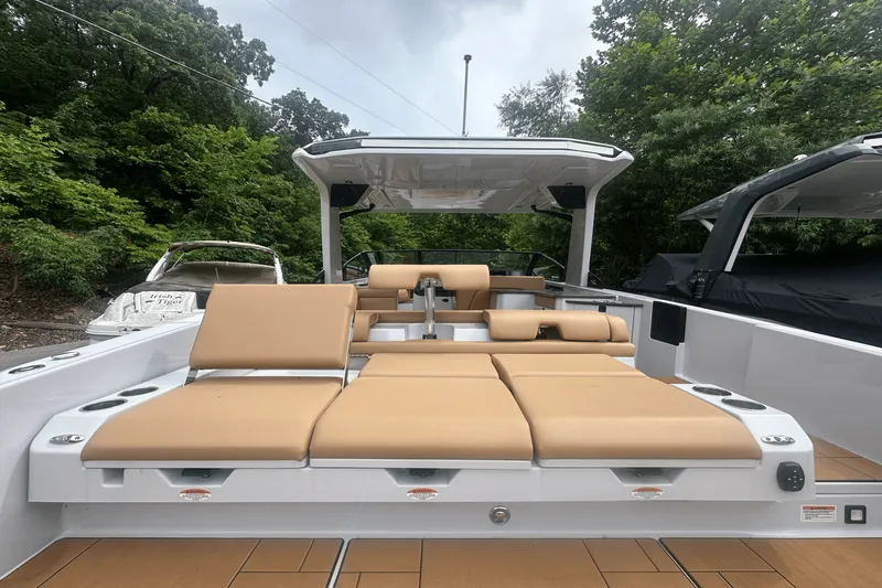 Slide: The Image of Aviara AV32 2024 - 12