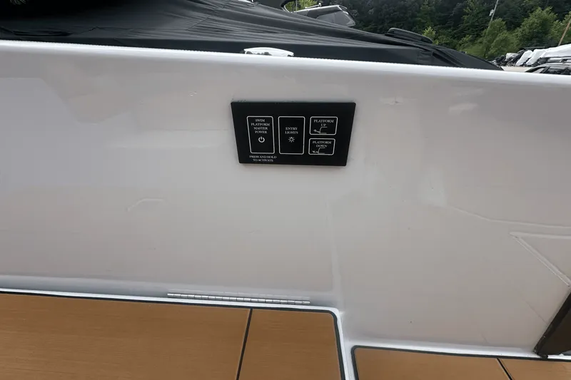 Slide: The Image of Aviara AV32 2024 - 15