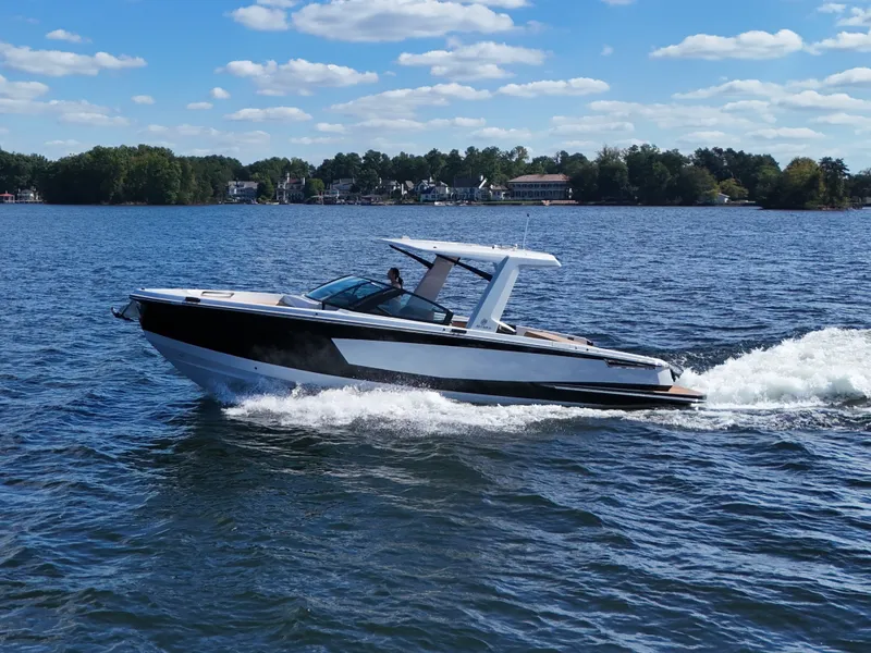 The Image of Aviara AV32 2024 - 0