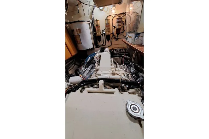 Slide: The Image of Hatteras 53 Yacht Fisherman 1979 - 34