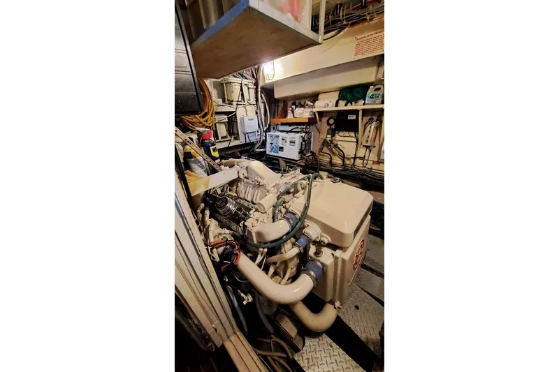 Slide: The Image of Hatteras 53 Yacht Fisherman 1979 - 35