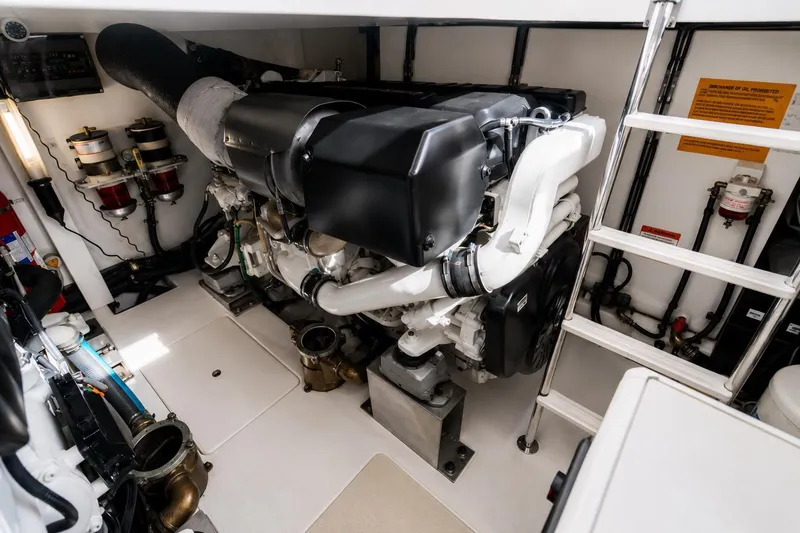 Slide: The Image of Azimut 50 2016 - 46