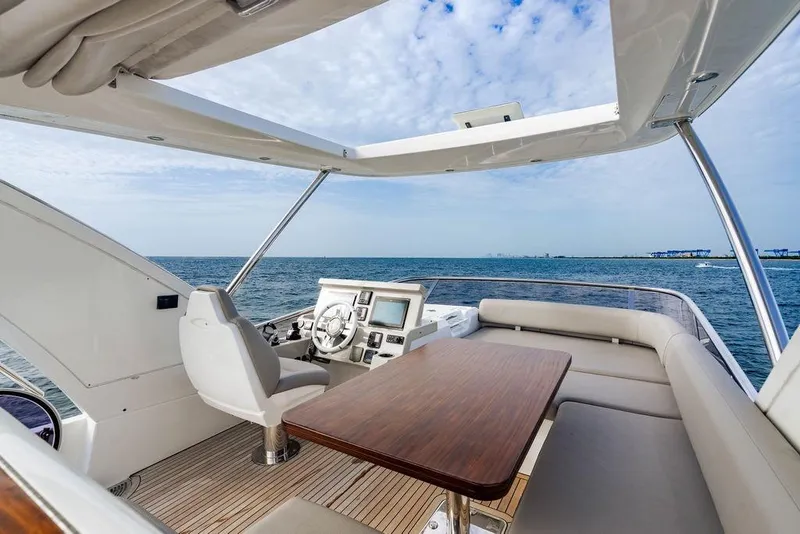 Slide: The Image of Azimut 50 2016 - 39
