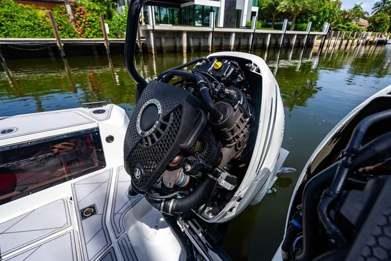 Slide: The Image of Axopar Brabus 37 Sun-Top 2021 - 31
