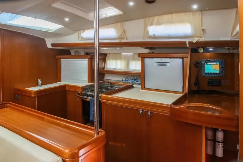 Slide: The Image of Beneteau Oceanis Clipper 523 2007 - 11