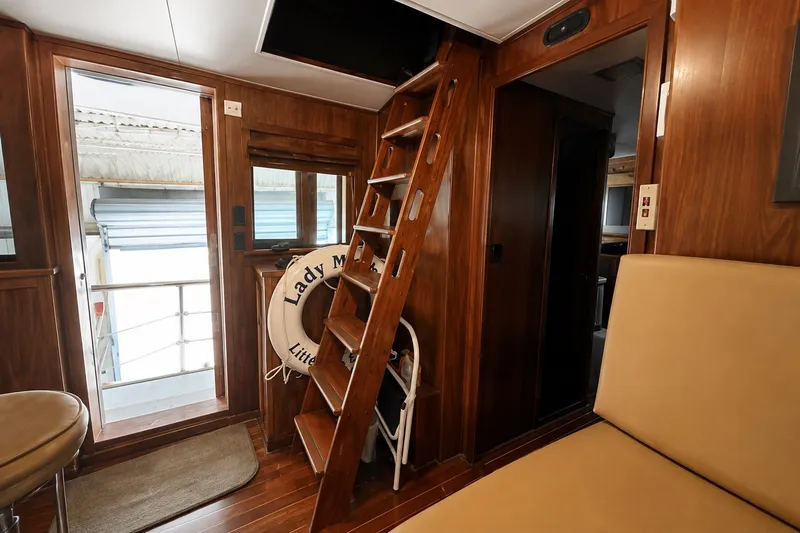 Slide: The Image of Hatteras 77 Cockpit Motor Yacht 1985 - 9