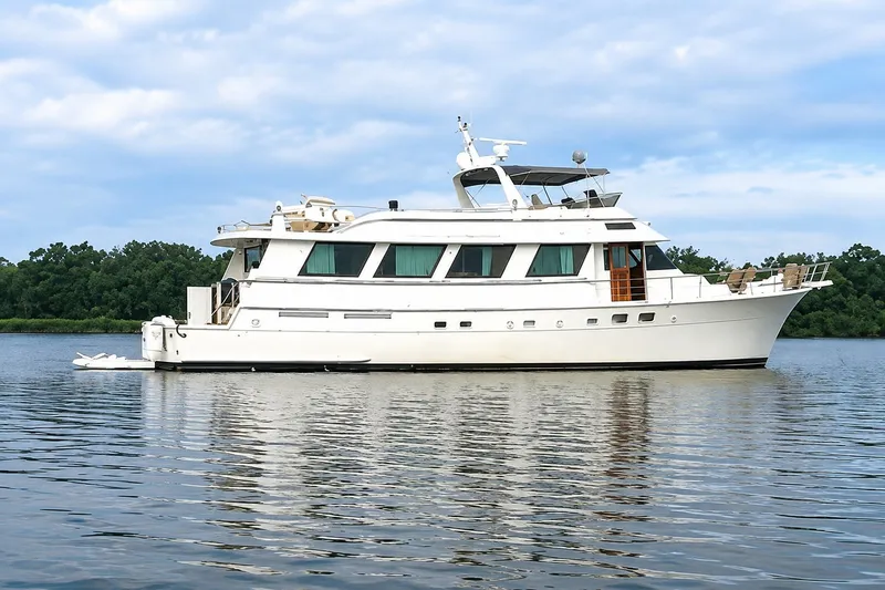 Slide: The Image of Hatteras 77 Cockpit Motor Yacht 1985 - 1