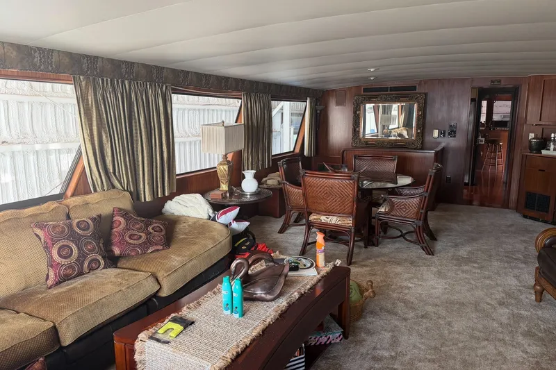 Slide: The Image of Hatteras 77 Cockpit Motor Yacht 1985 - 21